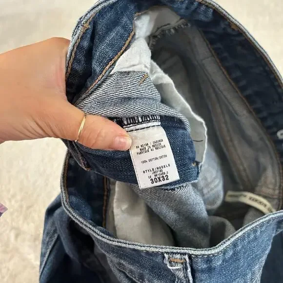 Guess Jeans Womens VTG Sz 30x 32 Blue Denim Brit Rocker Slim Straight Basic Jean - Picture 6 of 7